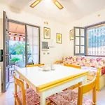Casa vacanze Perla Marina, Estate Infinita, Is Mortorius
