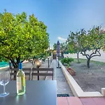 Perla Marina, Estate Infinita, Is Mortorius كابيتانا