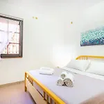Perla Marina, Estate Infinita, Is Mortorius
