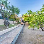 Perla Marina, Estate Infinita, Is Mortorius Feriehus *