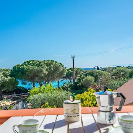 Perla Marina, Estate Infinita, Is Mortorius بيت للعطل