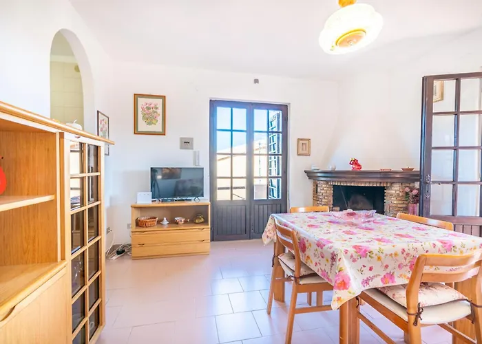 Perla Marina, Estate Infinita, Is Mortorius Holiday home